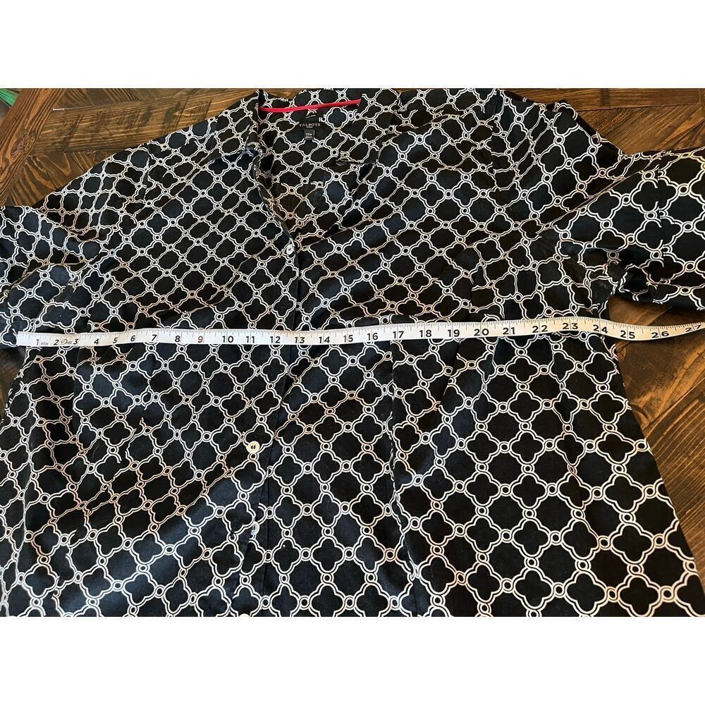 Talbots Woman Top Blouse 22W Plus Black White Short Sleeve Non Iron Geometric - Picture 4 of 9